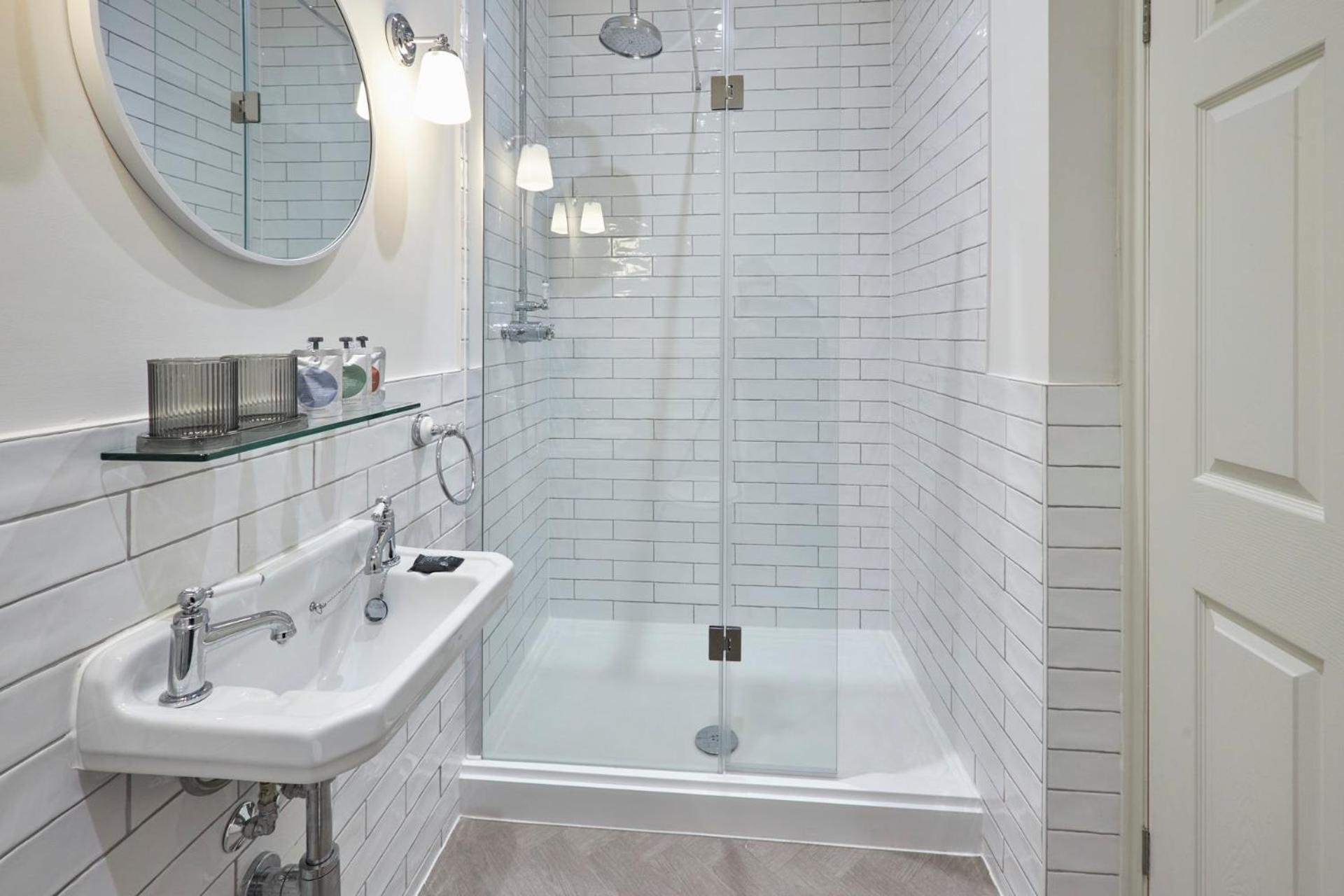 Arlington House Hotel - Self Check-In Suites 울러 외부 사진