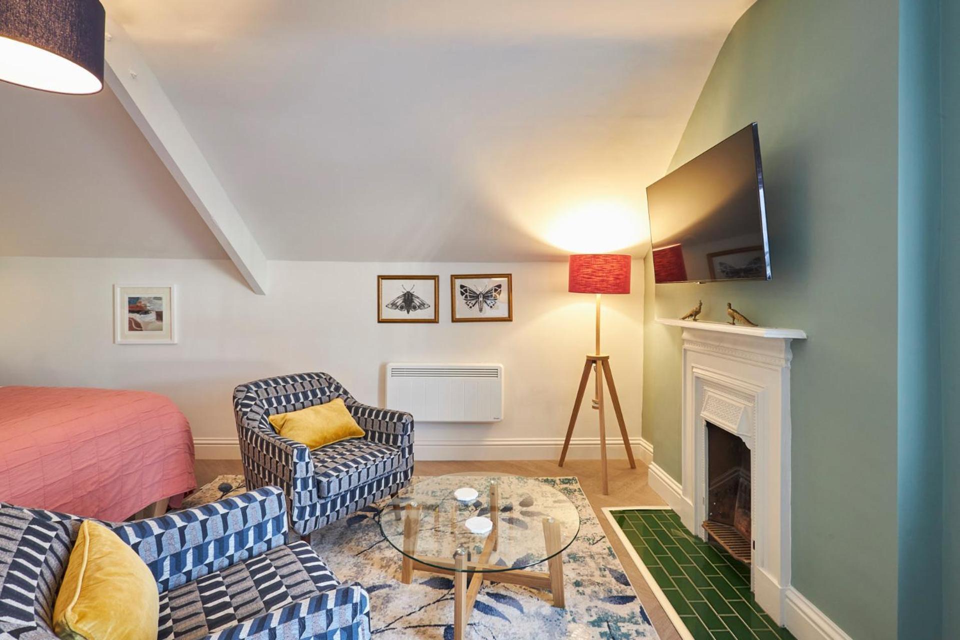 Arlington House Hotel - Self Check-In Suites 울러 외부 사진