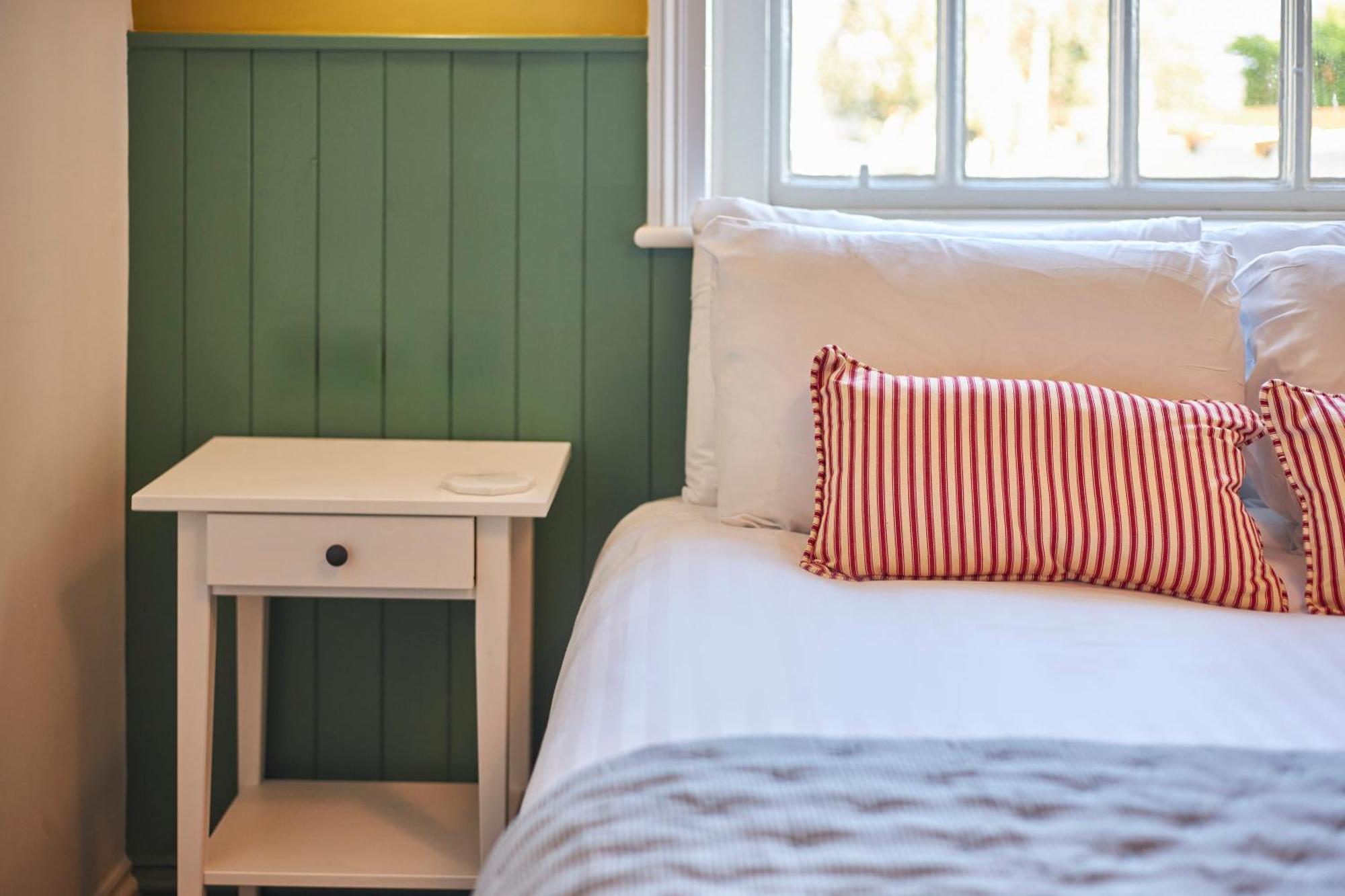 Arlington House Hotel - Self Check-In Suites 울러 외부 사진